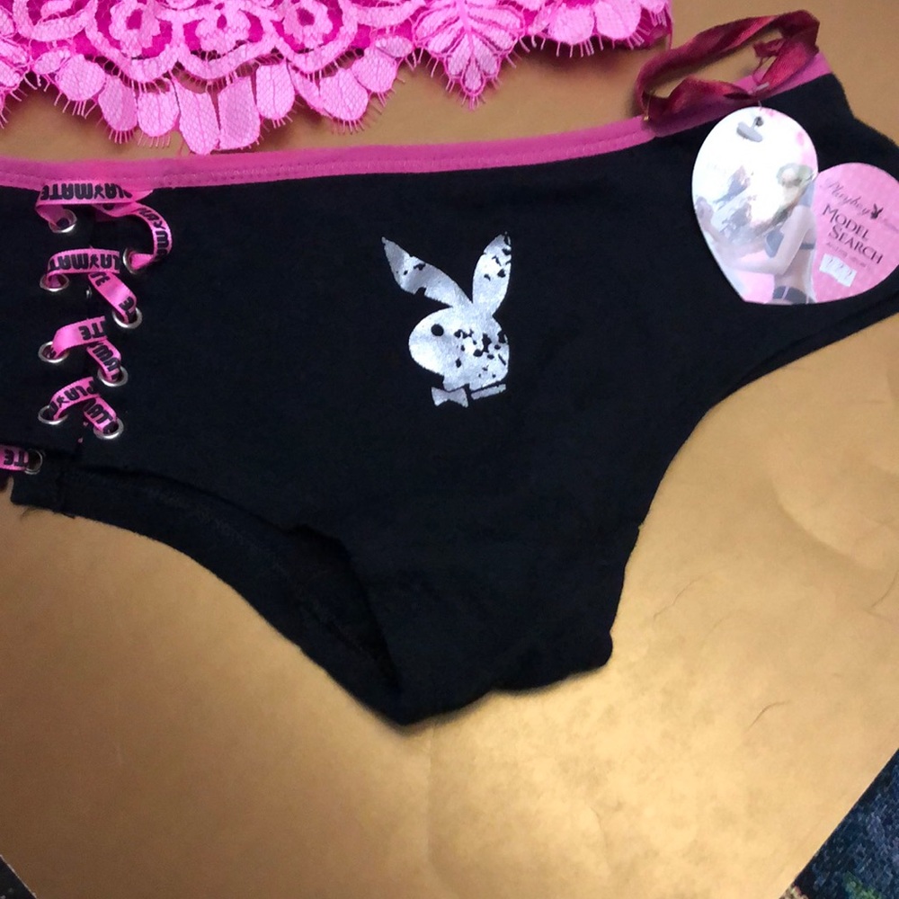 Sold - Picture 3 of 7